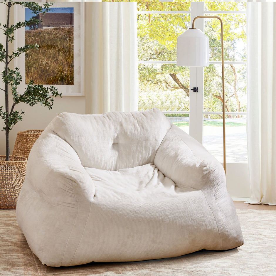 Sittsäck – Sessel Golvsittmöbel med sammetstyg och halkfri botten, vadderad golvssoffa för vardagsrum – 124 x 110 x 68 cm – Beige