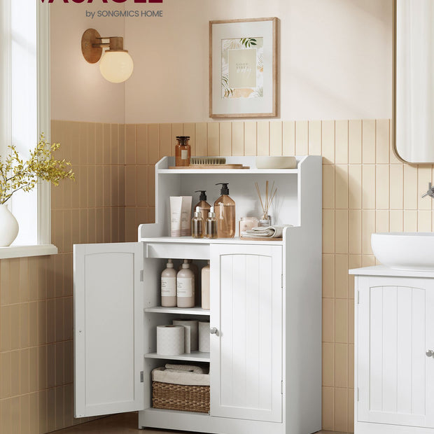 Badkamerkastje – met 2 deuren en planken – wolkwit