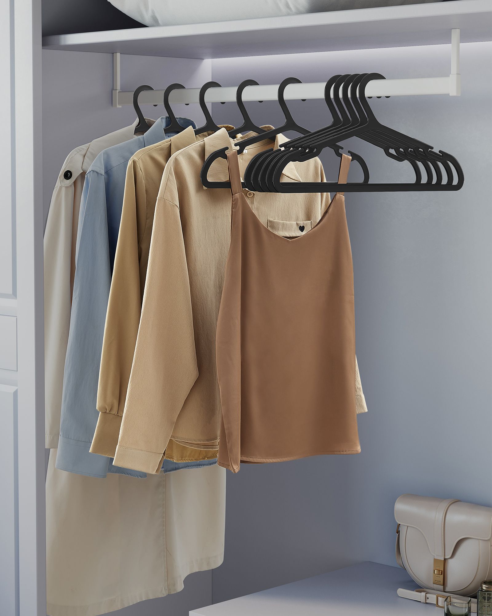 Kleerhangers Set van 50 – 41,7 cm Breed – Inktzwart