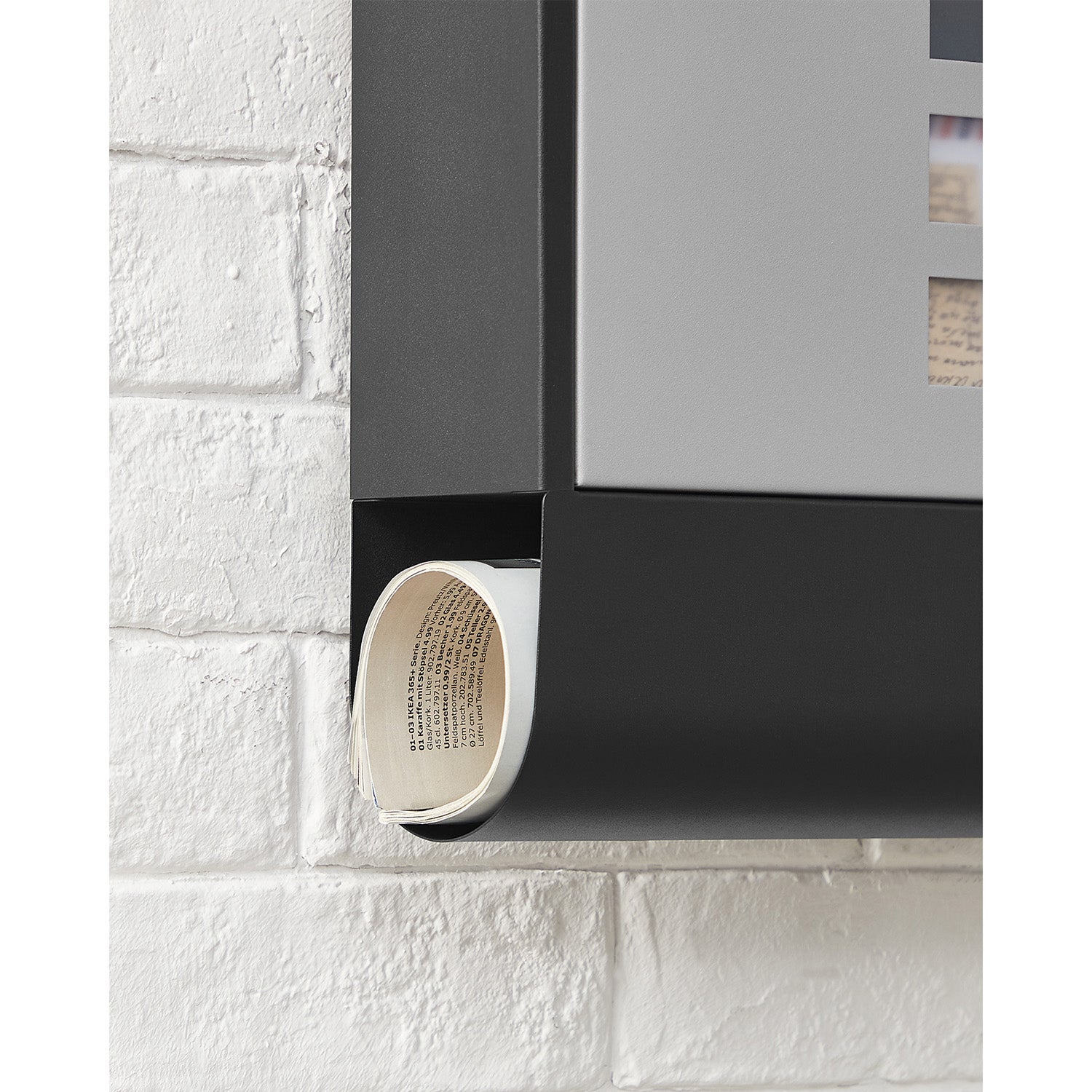 Wandbrievenbus – Met krantenbak en slot – Zwart-Zilver