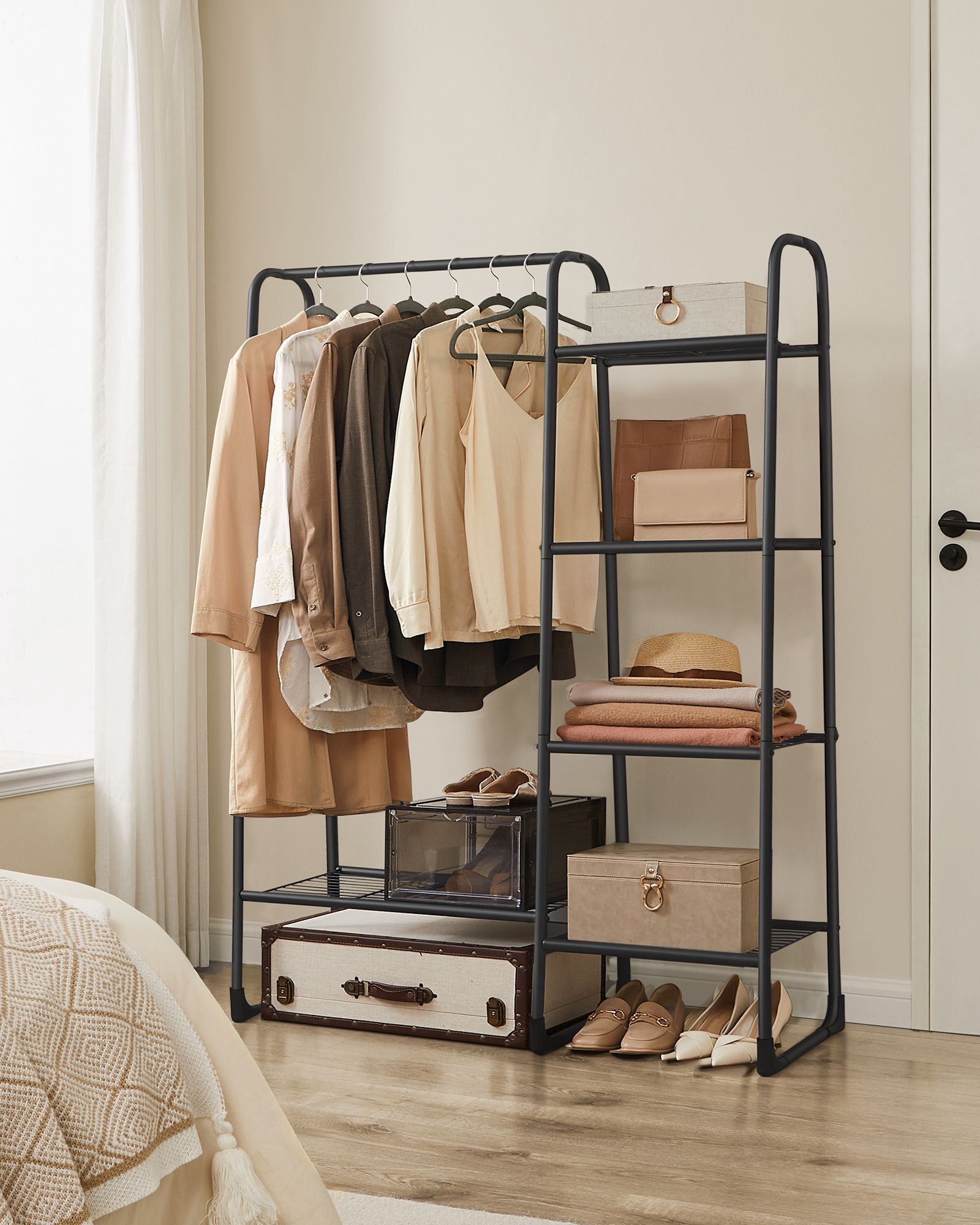 Kledingrek – 40 x 101,7 x 153,3 cm – Met legplanken – Tot 25 kg aan de hangstang – Tot 70 kg totaal