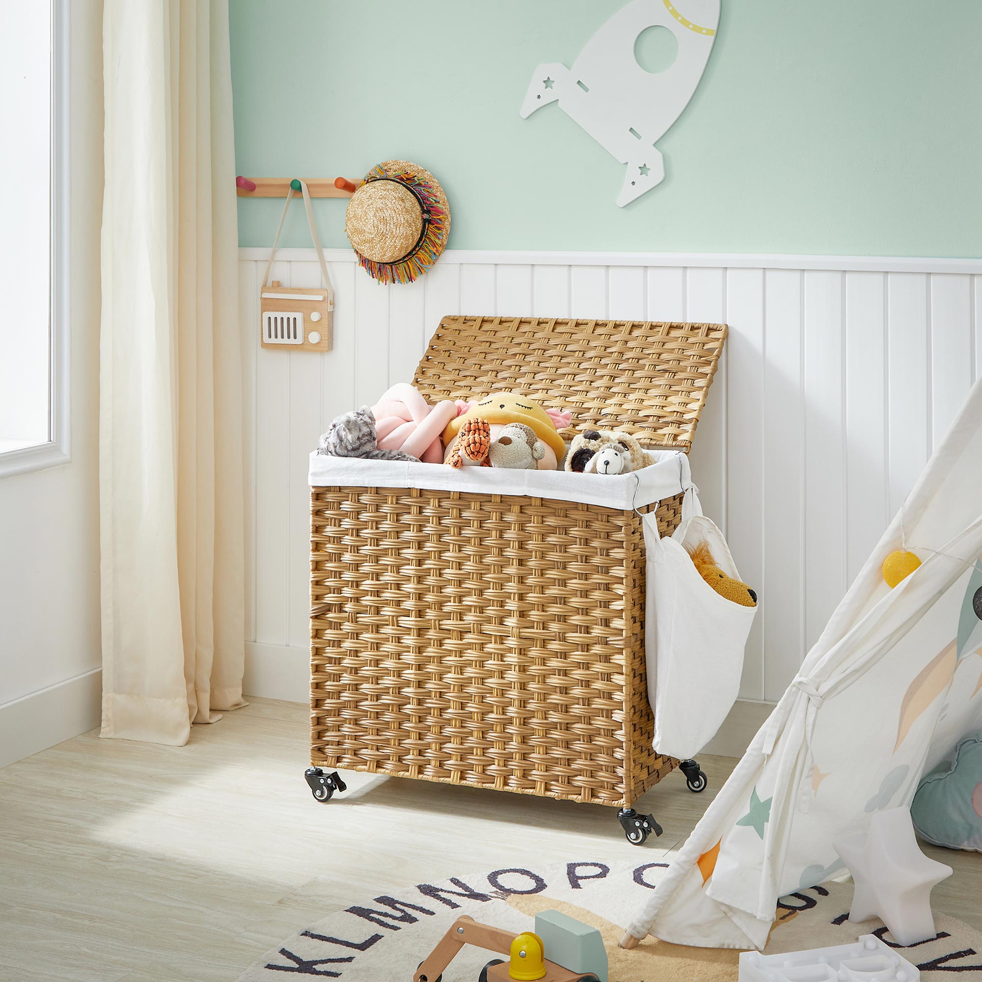 Wasmand - Met 3 vakken - Op wieltjes - 140 L - Handgeweven - Bruin