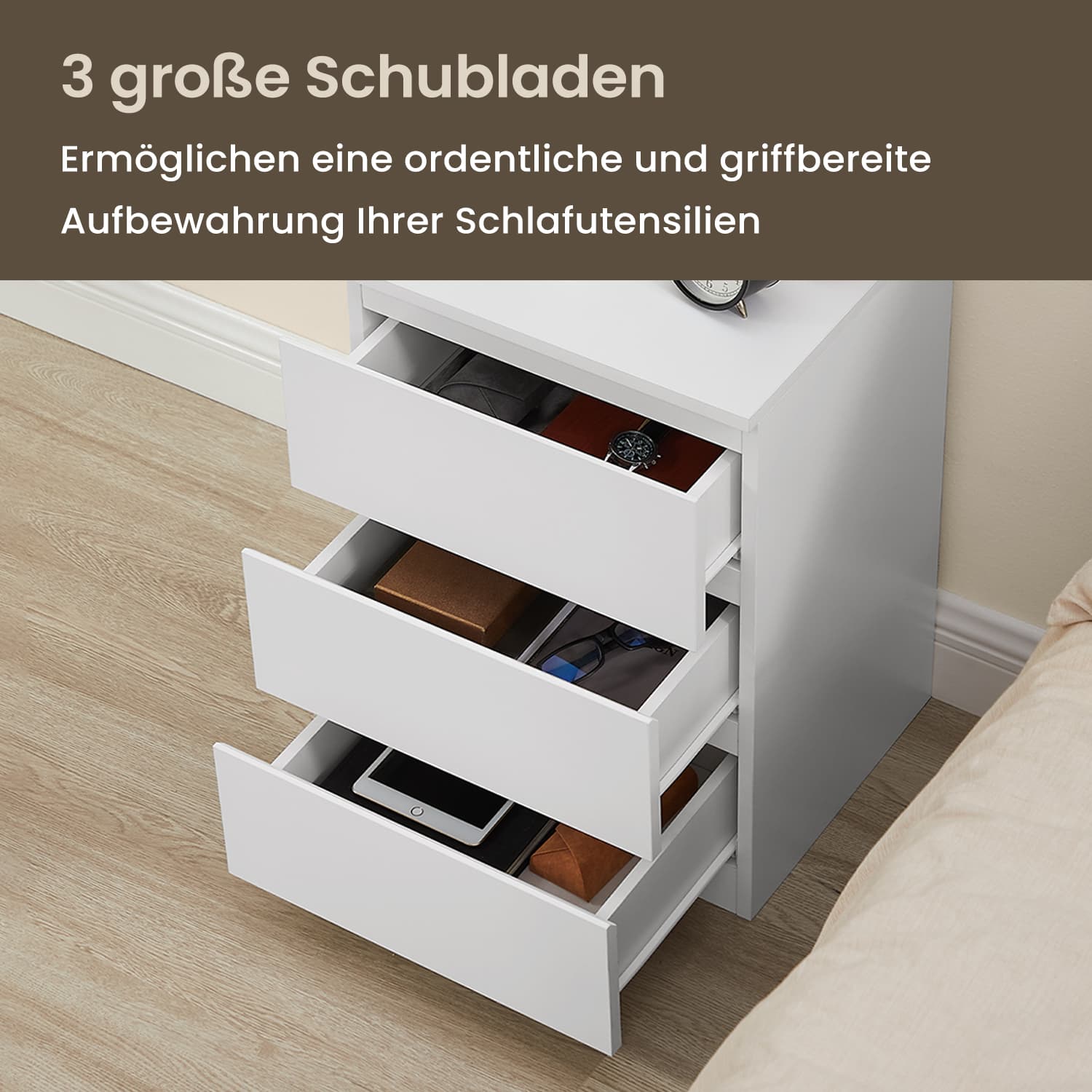 Bijzettafel – Met 2 stopcontacten, wolkwit, ideaal voor slaapkamer