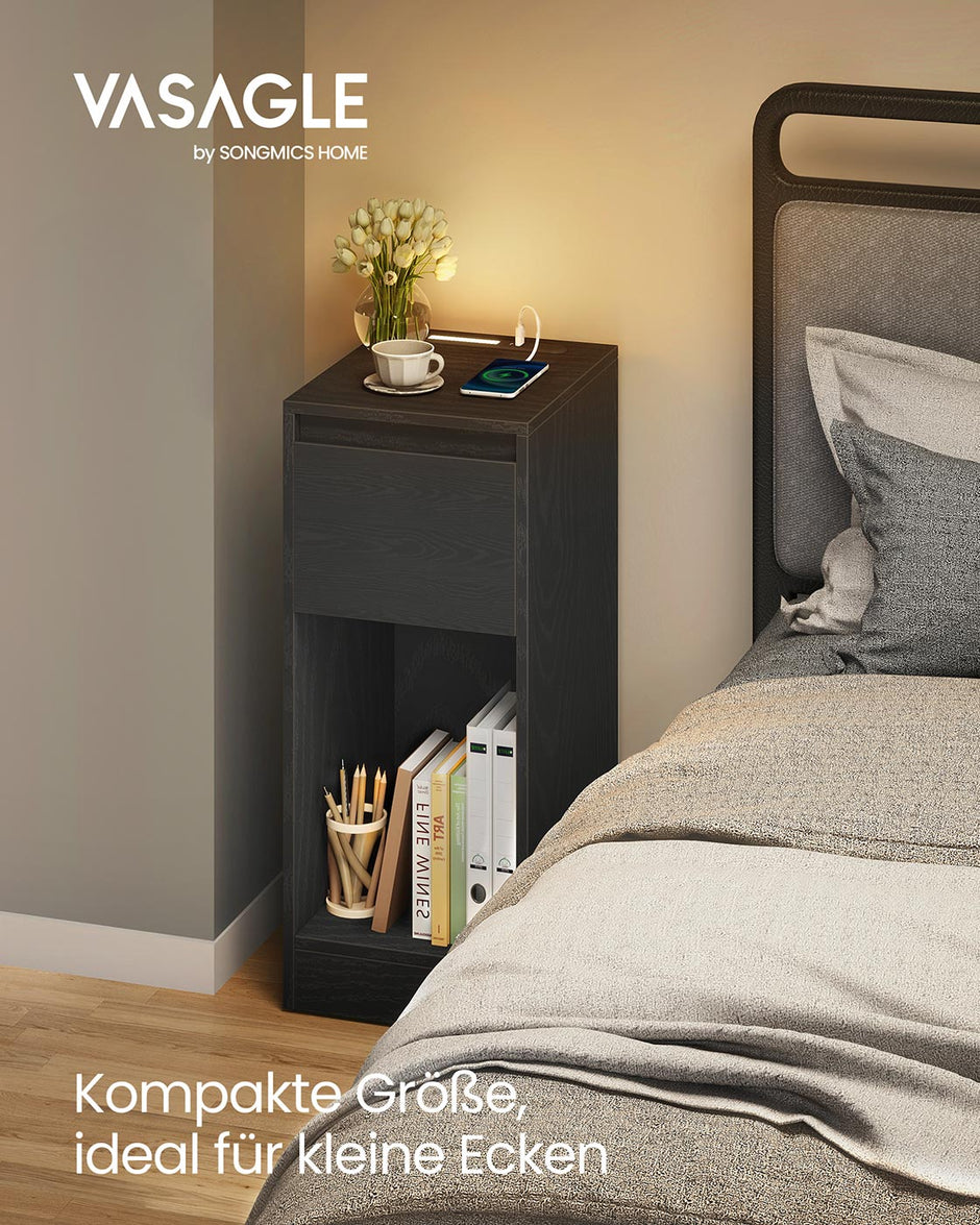 Nachtkastje met LED-verlichting – Zwart – 30 x 25 x 59,5 cm - Met USB-A & USB-C poorten