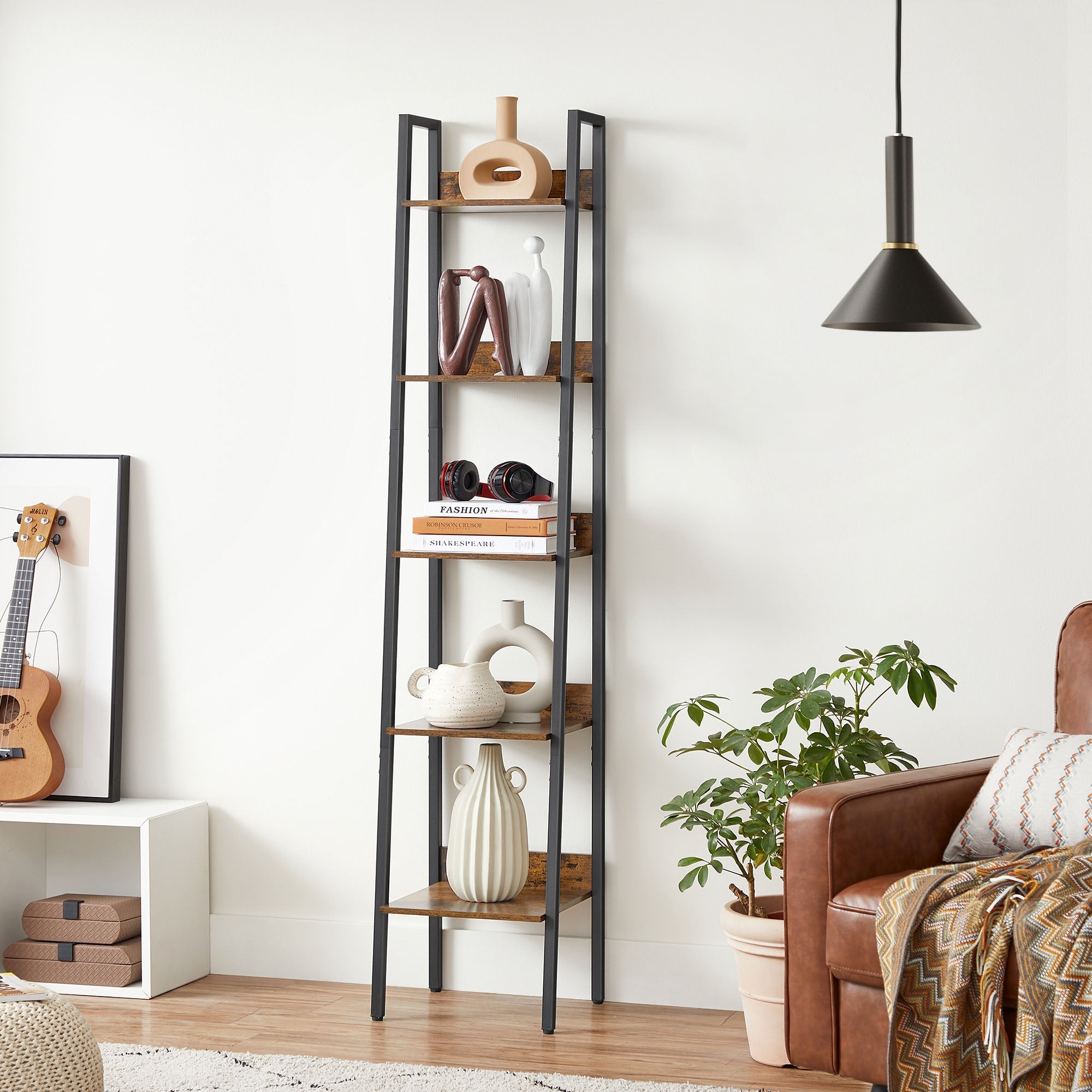 Boekenkast - Ladderplank - Met 5 legplanken - Metalen frame - Bruin / Zwart
