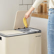 Prullenbak met 2 x 30 L vakken – Zacht sluitmechanisme – Uitneembare binnenemmers – Inclusief 15 vuilniszakken