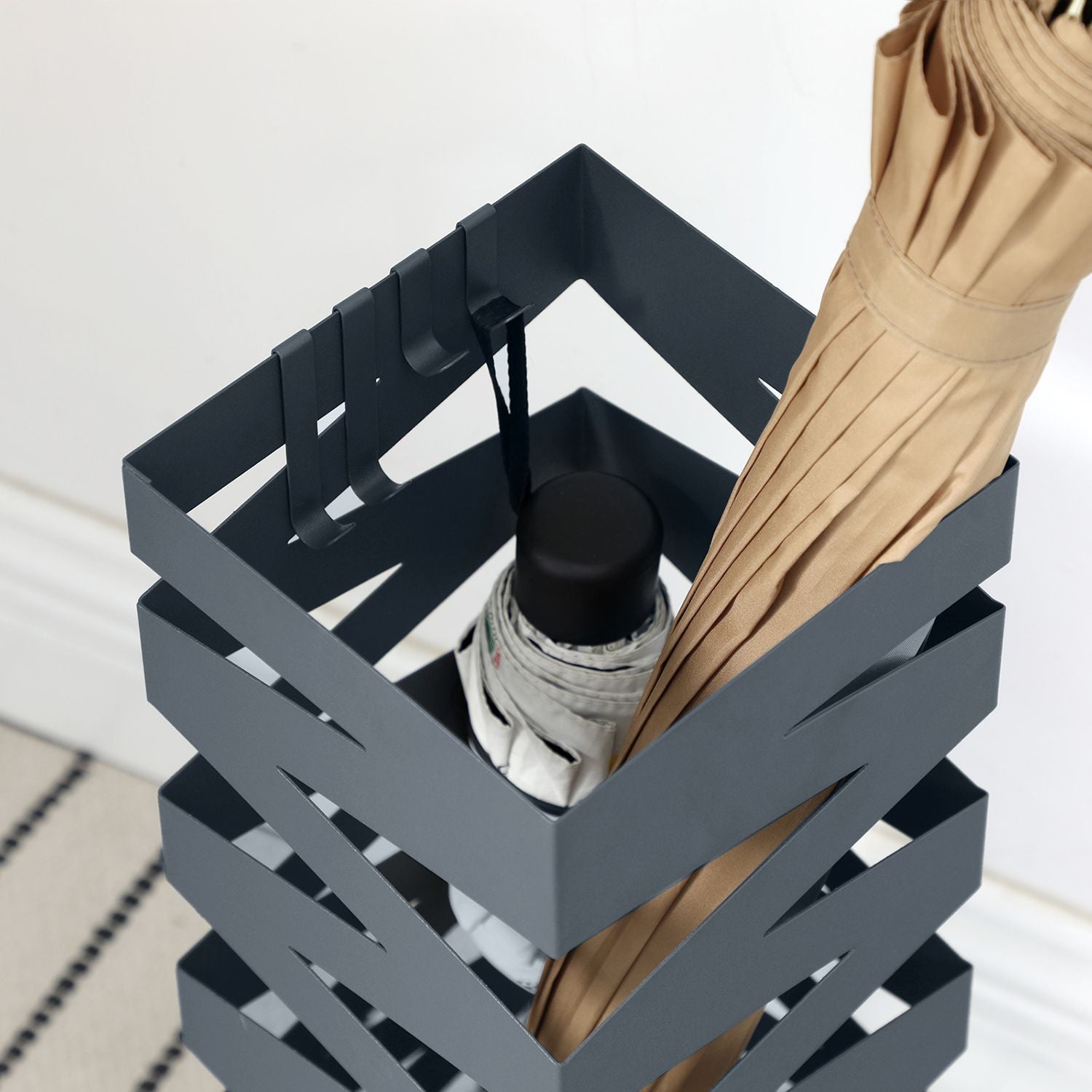 Paraplubak – vierkant ontwerp – metaal – antraciet