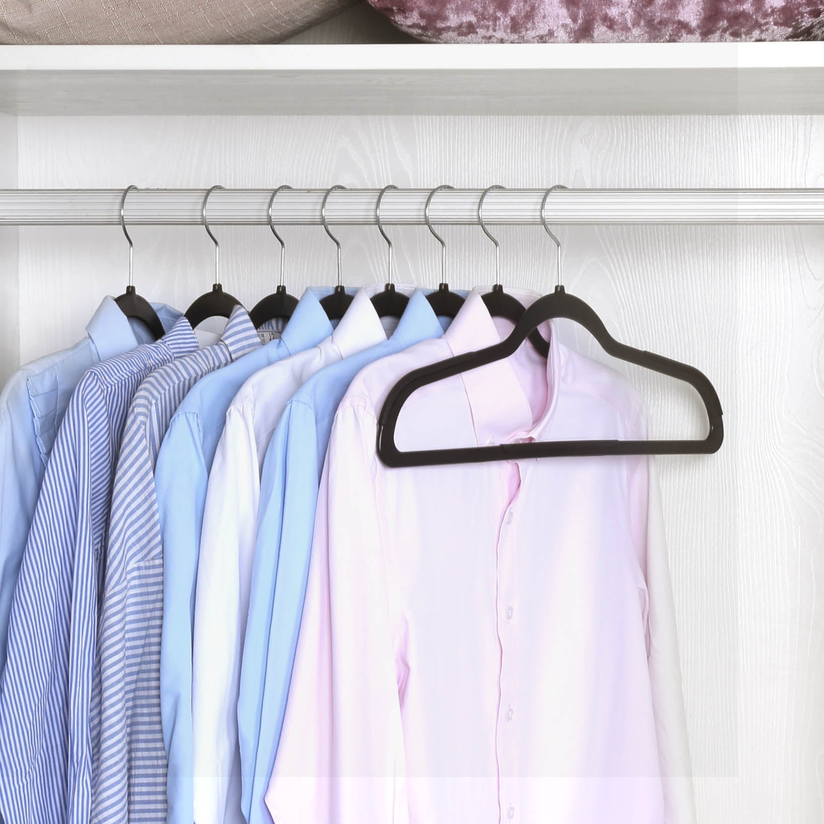 Kleerhangers – Antislip en ruimtebesparend – Set van 30 – Zwart