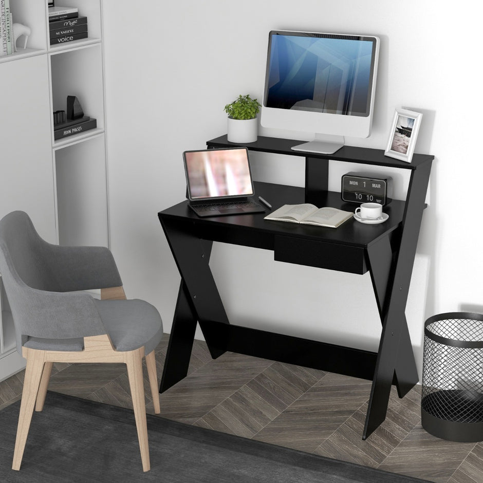 X – format datorbord med låda och bildskärm – Svart