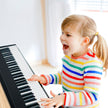 Digitalt – piano med tangenter och Bluetooth musikställ pedal hopfällbar – 61 – Svart och vit