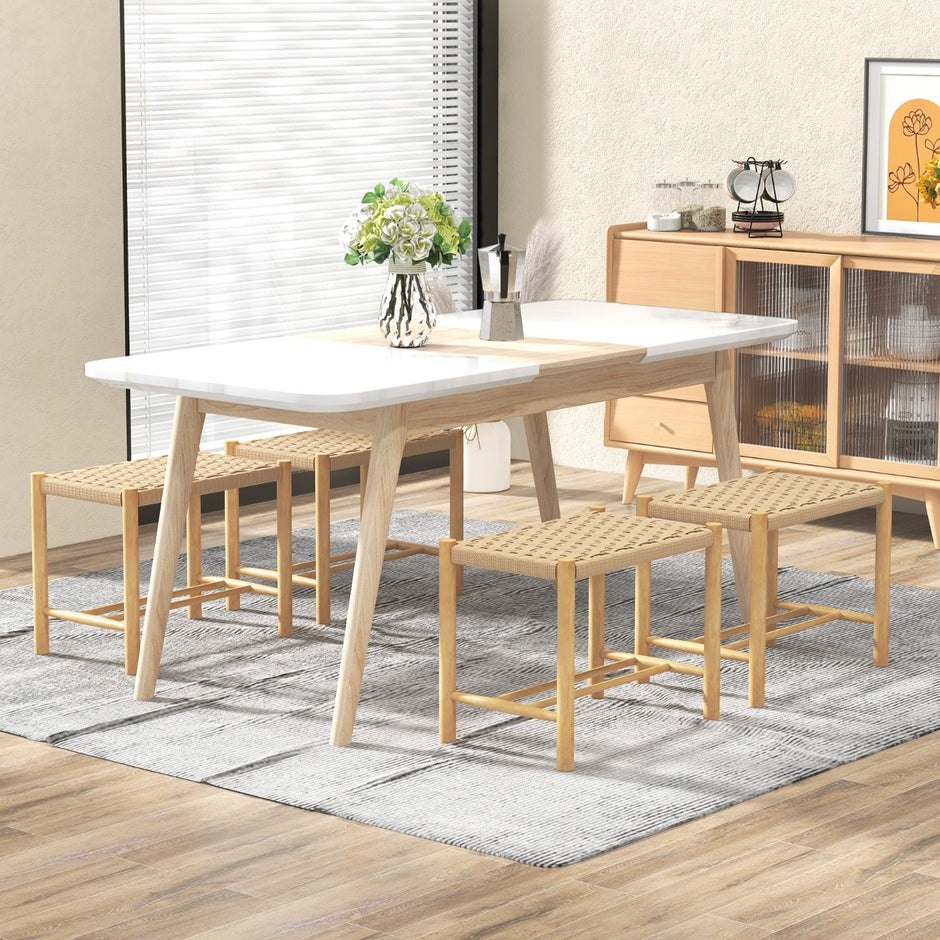 Matsalspallsset – ram av gummiträ och sits vävt papper – 56 x 36 x 45 cm – Natur