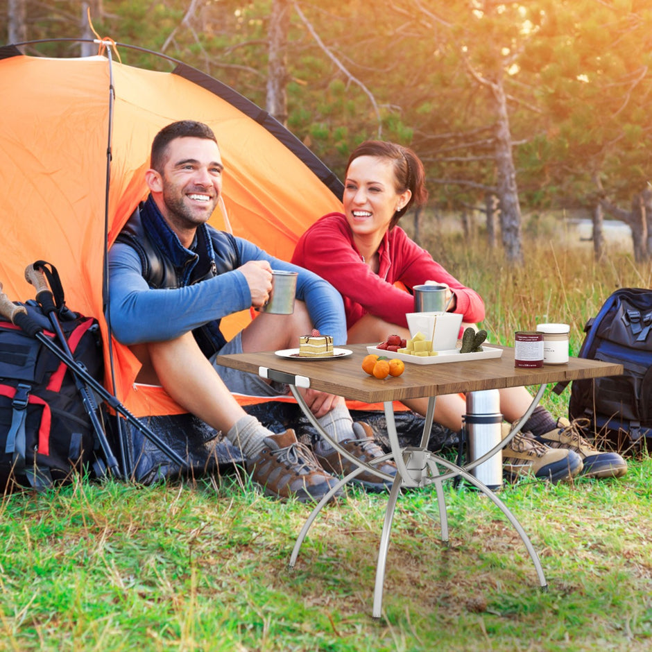 Set – med hopfällbara campingbord bordsskiva i trä och strandbord aluminiumstomme – 2 – Natur